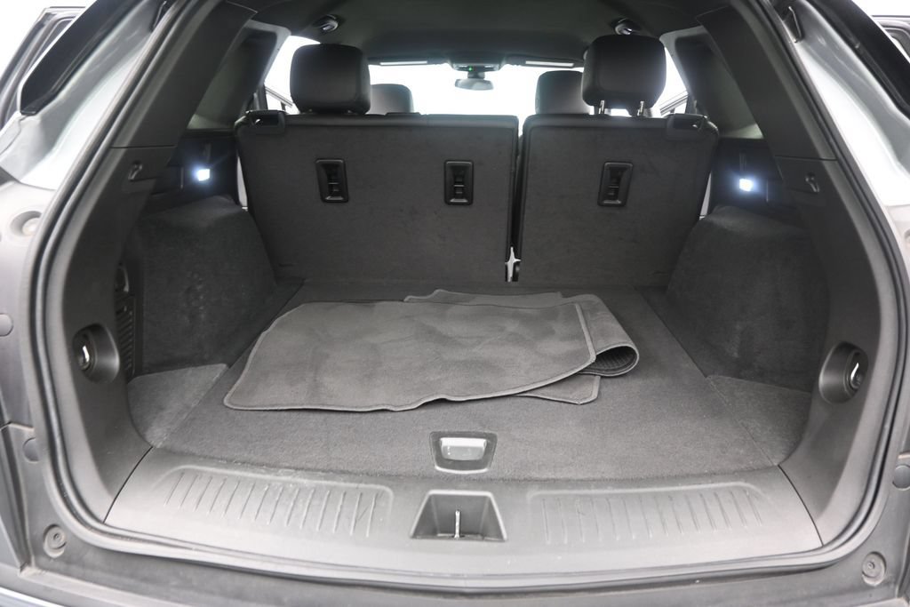 Used 2024 Cadillac XT5 Luxury FWD image 19