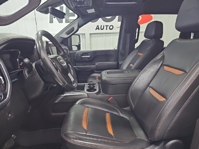 Used 2021 GMC Sierra 2500 AT4 w/ AT4 Premium Plus Package AWD/4WD image 9