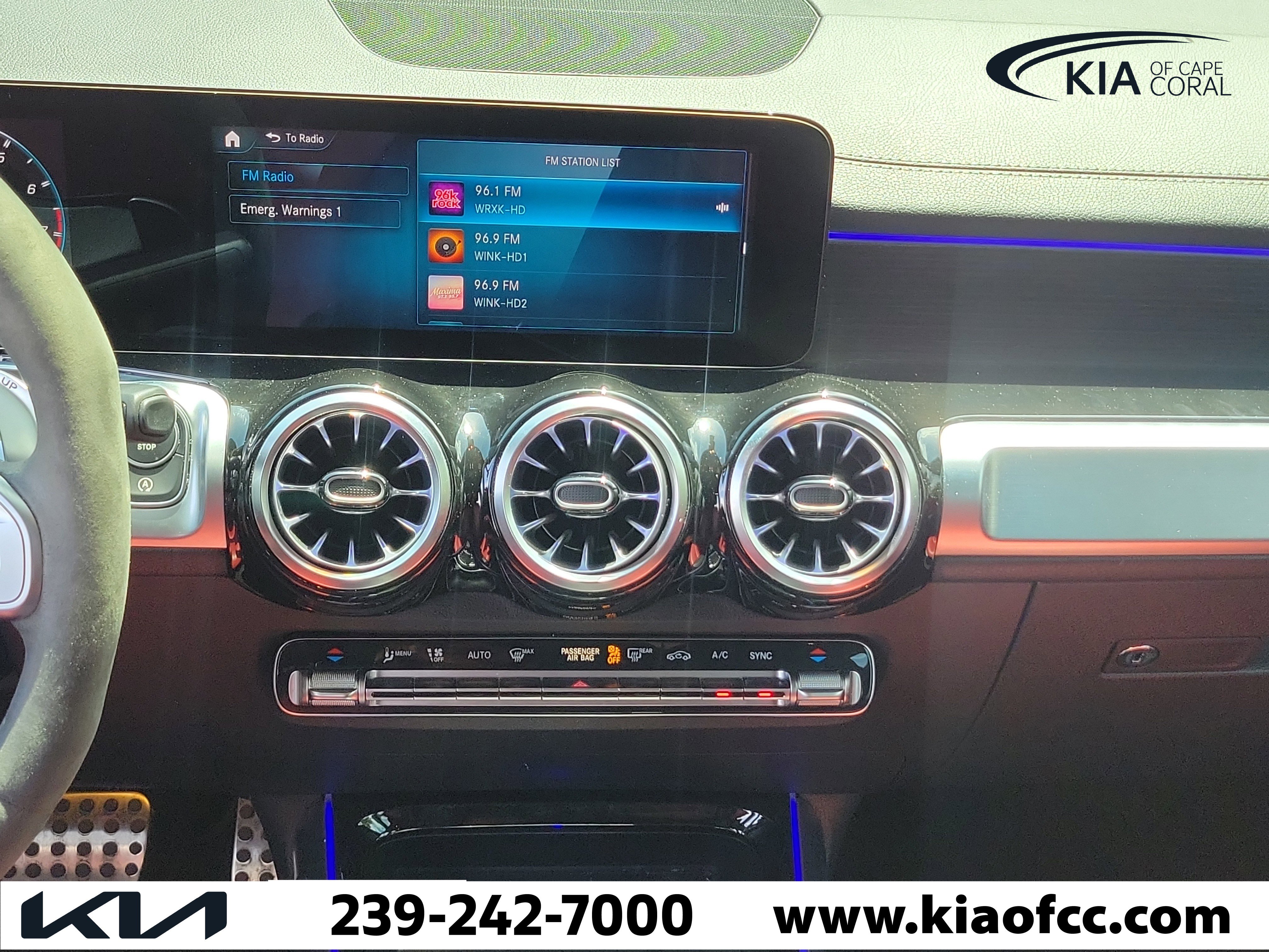 Used 2022 Mercedes-Benz GLB 35 AMG 4MATIC image 15