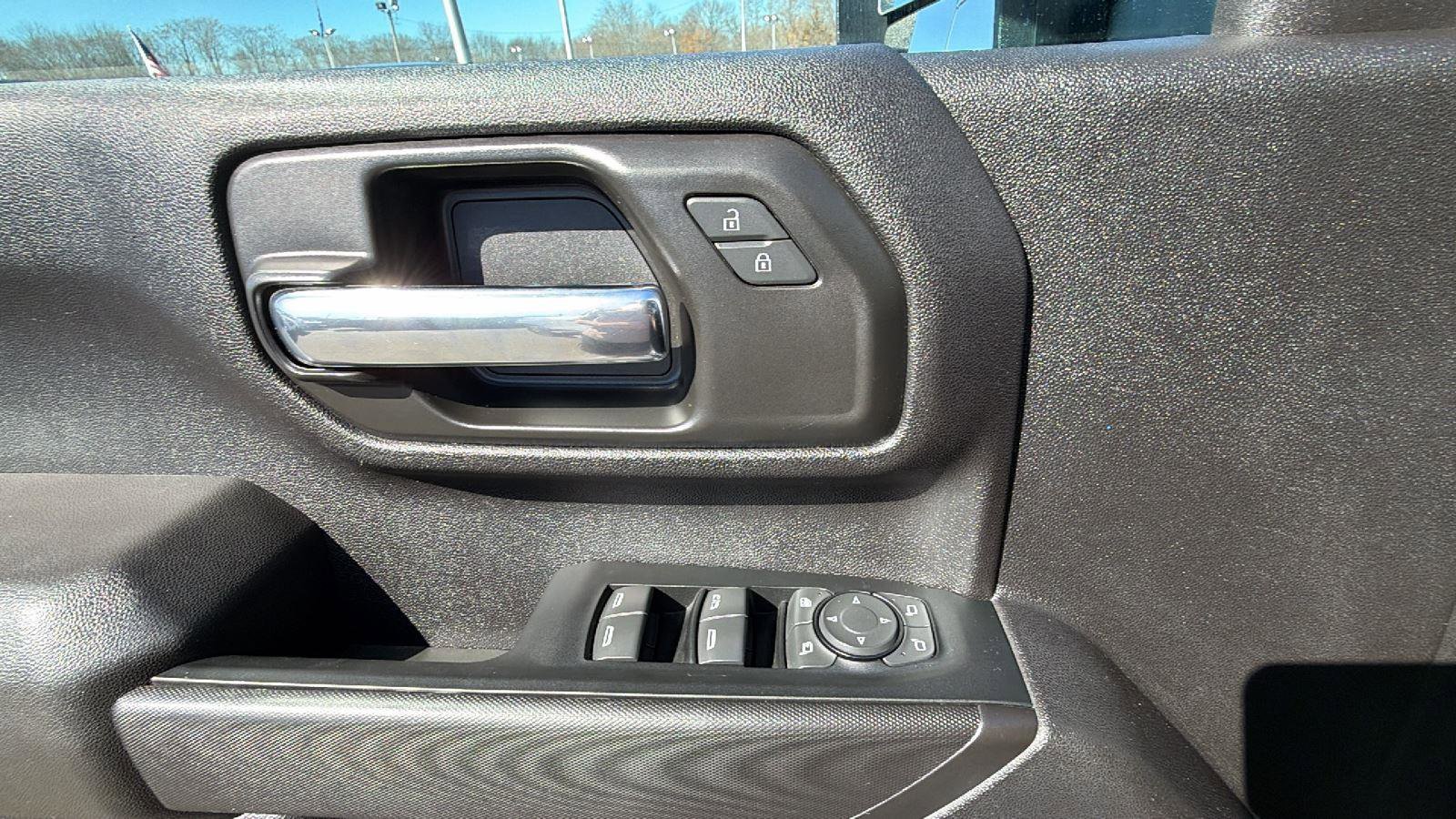 Certified 2024 Chevrolet Silverado 2500 Custom w/ Custom Value Package image 23