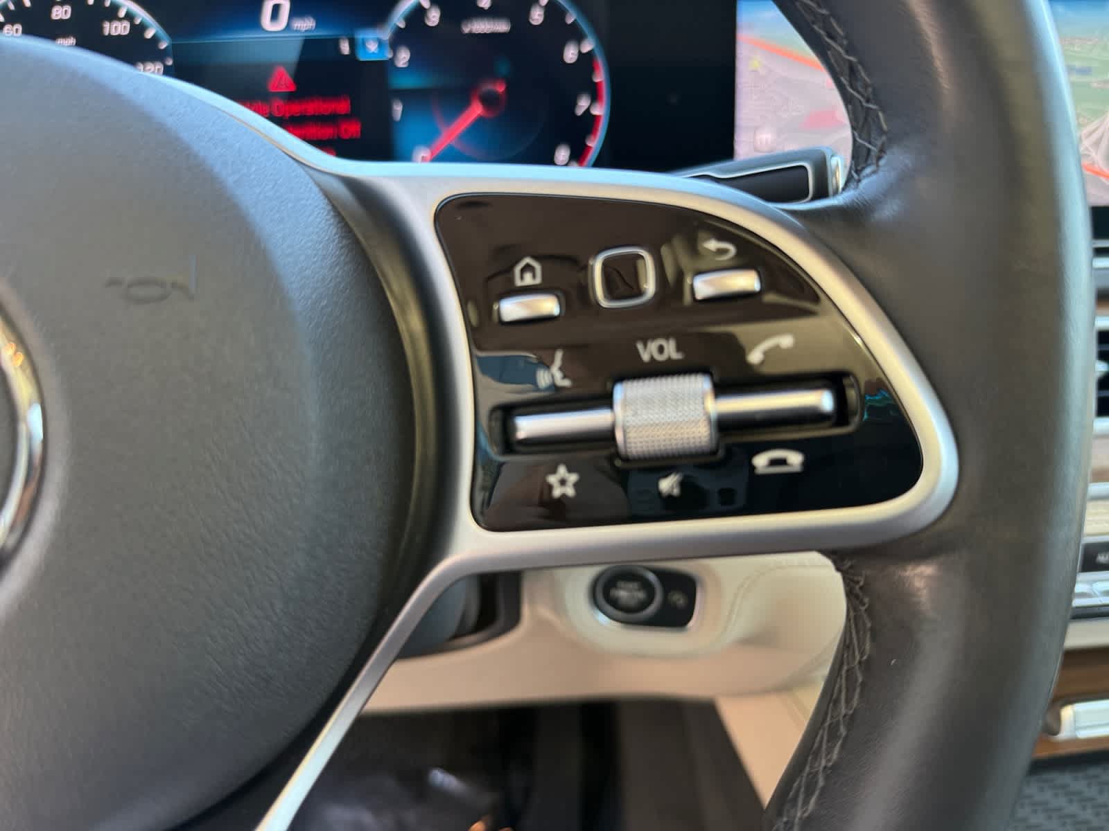 Certified 2020 Mercedes-Benz GLE 350 4MATIC image 24