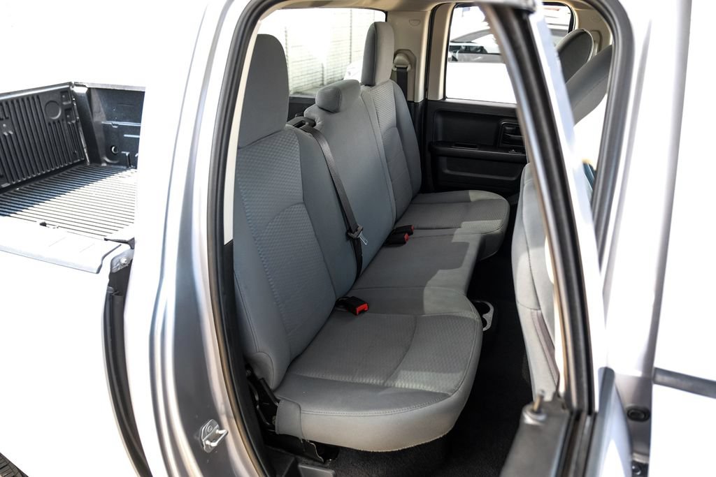 Used 2019 RAM 1500 Tradesman w/ Chrome Plus Package RWD image 28