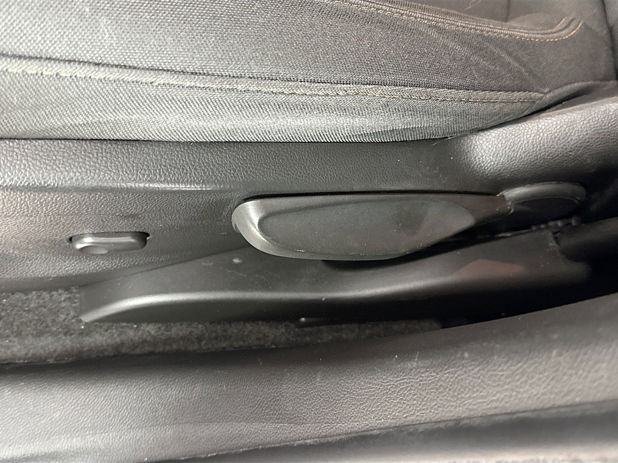 Used 2022 Chevrolet Trax LS w/ Tint and Cruise Package image 22