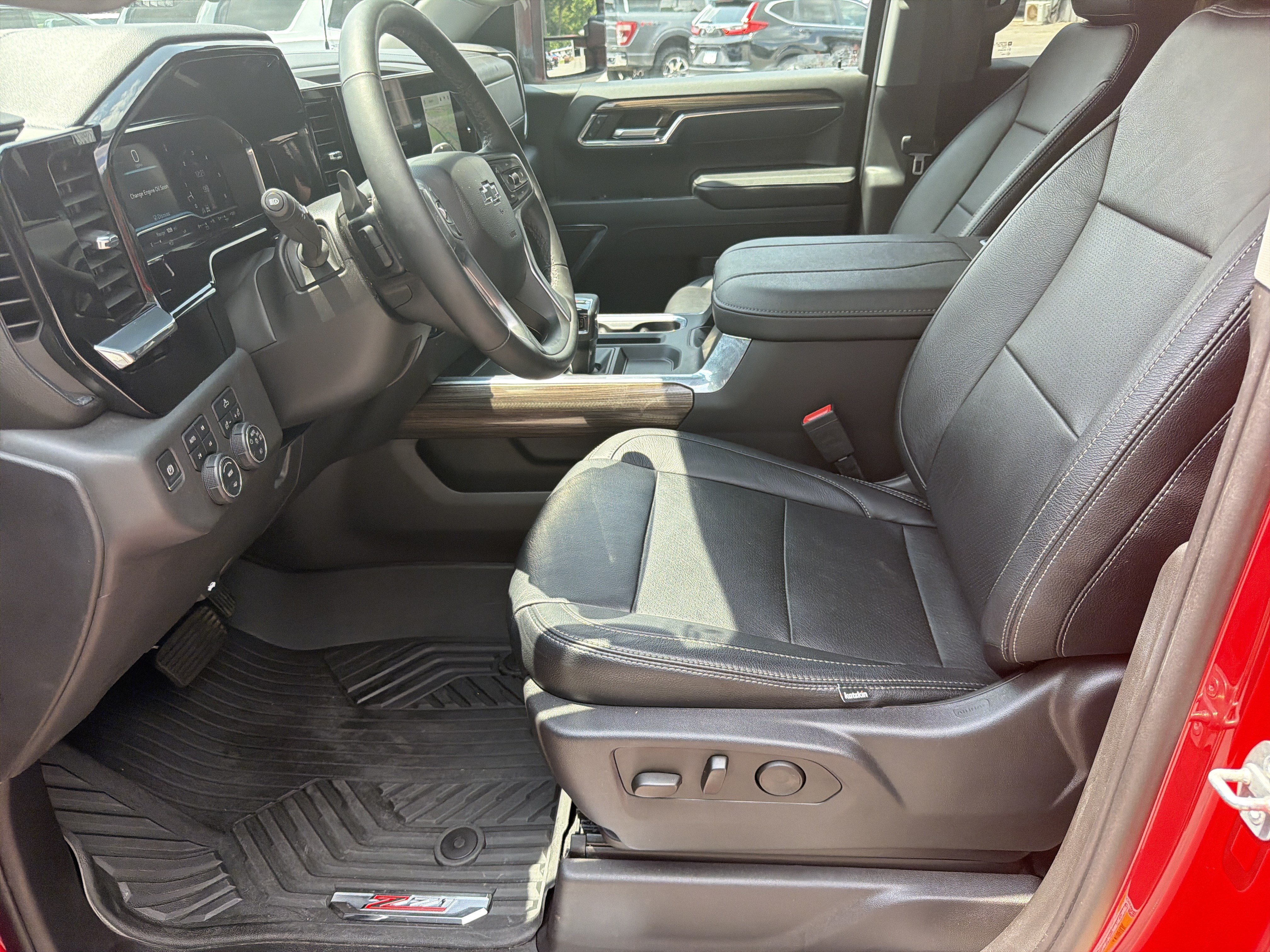 Certified 2023 Chevrolet Silverado 1500 RST w/ Z71 Off-Road Package AWD/4WD image 10