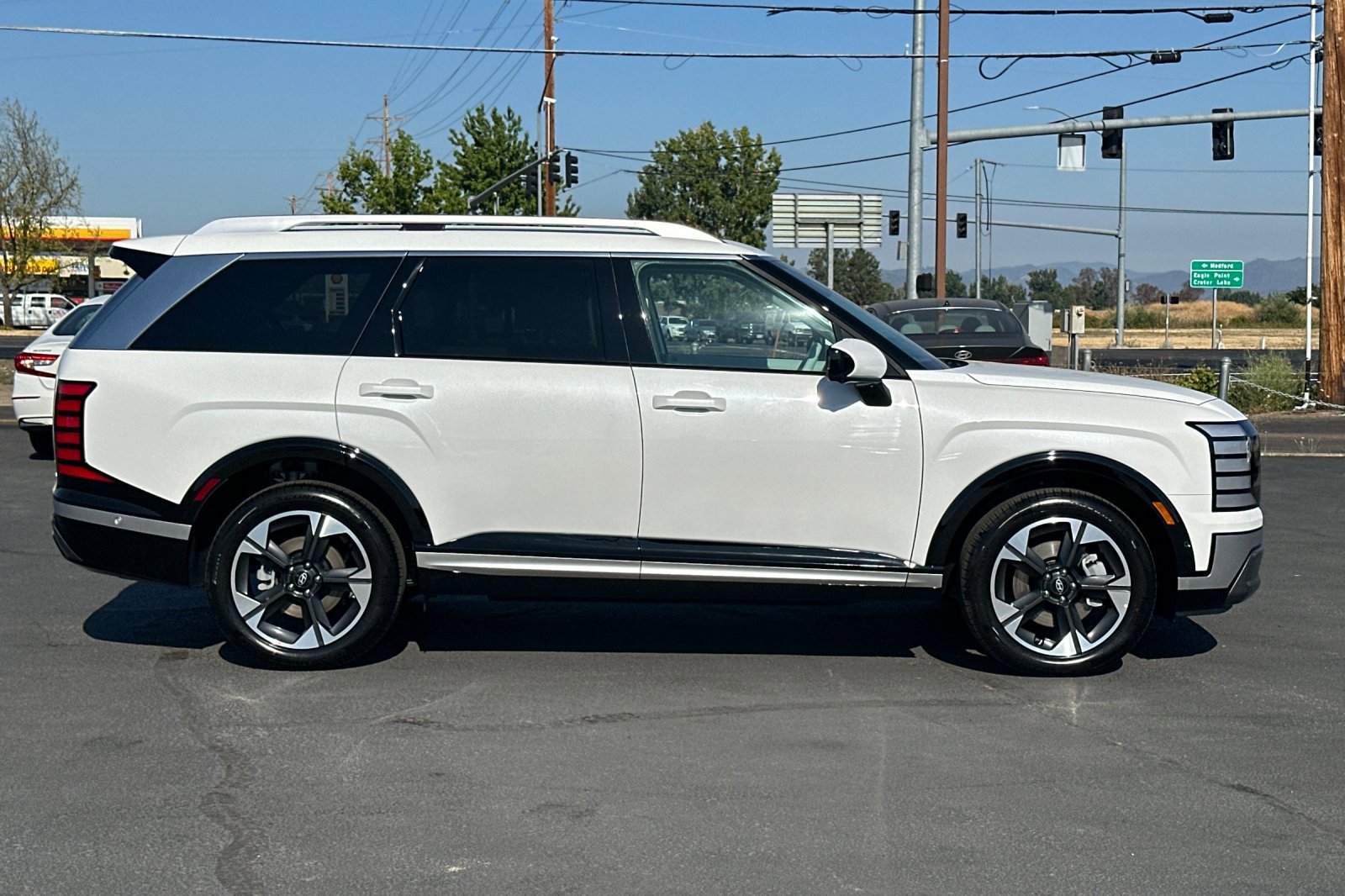 New 2026 Hyundai Palisade Limited image 3