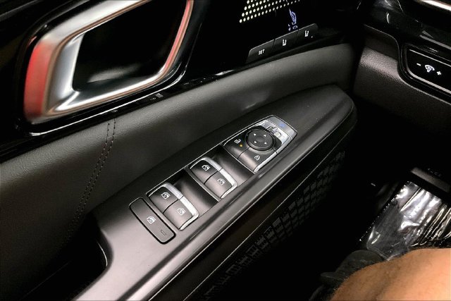 Used 2025 Kia Carnival SX Prestige FWD image 39