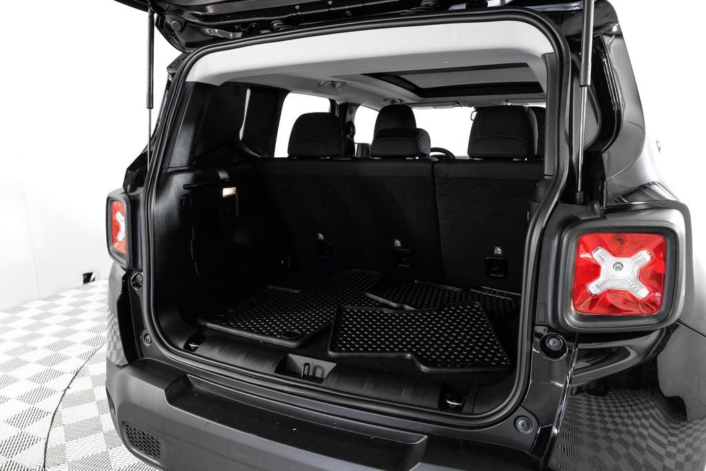 Used 2023 Jeep Renegade Altitude w/ Sun/Sound Group image 54