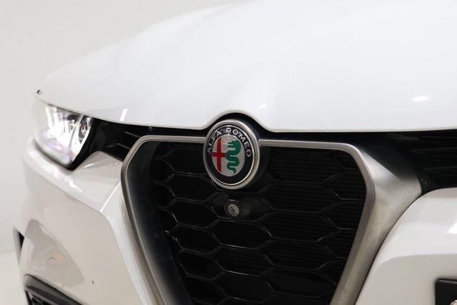 Used 2024 Alfa Romeo Tonale Ti AWD/4WD image 10