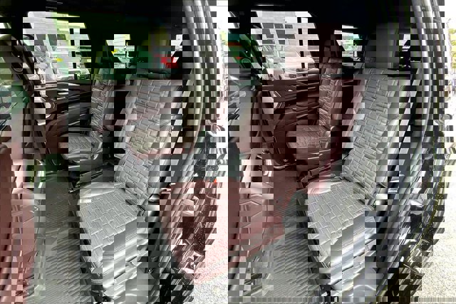 Used 2023 Cadillac Escalade Sport Platinum w/ LPO, ONYX Package image 26