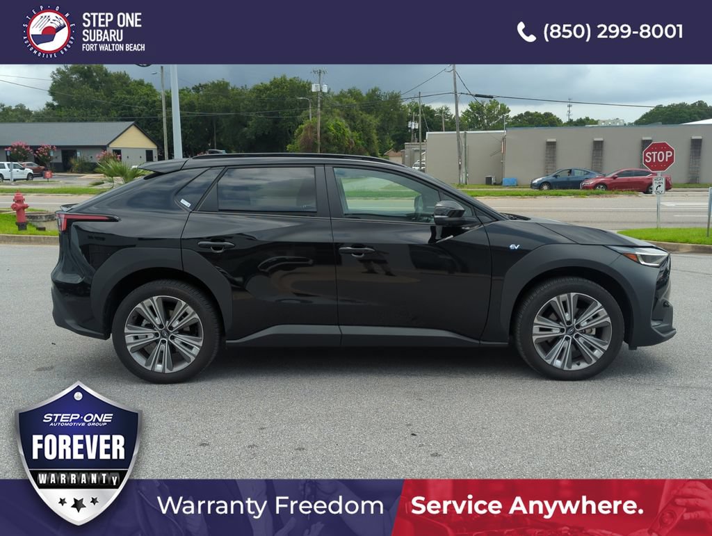 Used 2025 Subaru Solterra AWD/4WD image 8
