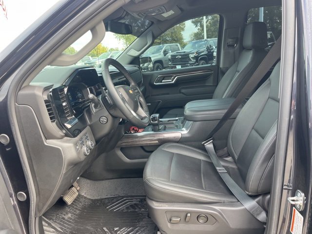 Used 2024 Chevrolet Silverado 1500 LTZ w/ LTZ Convenience Package II image 17