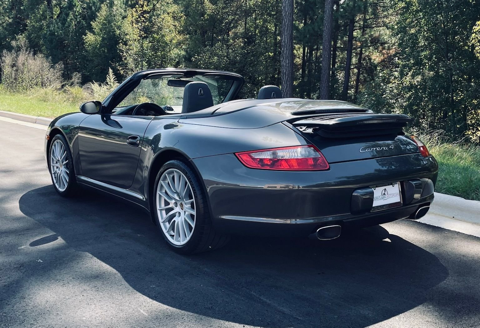 Used 2006 Porsche 911 Carrera 4 image 1