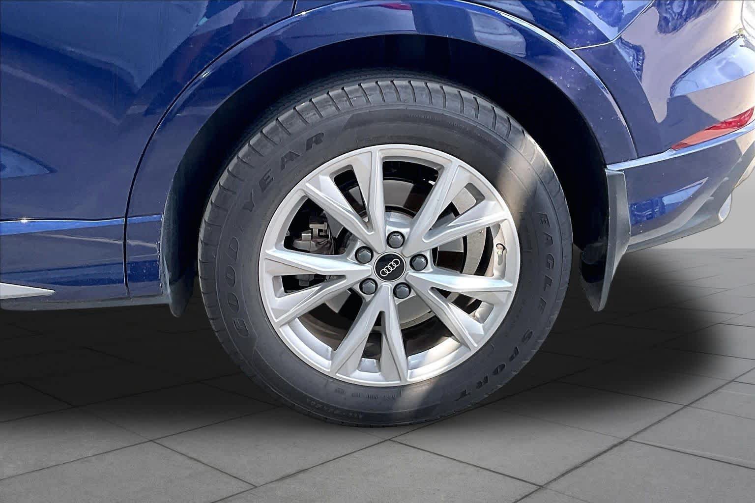 Used 2024 Audi Q3 2.0T Premium Plus w/ Premium Plus Package AWD/4WD image 10