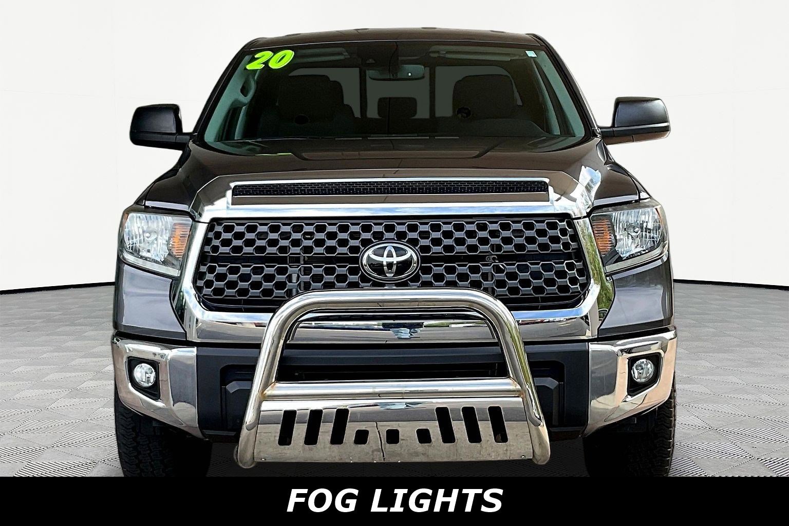 Used 2020 Toyota Tundra SR5 w/ SR5 Upgrade Package AWD/4WD image 2