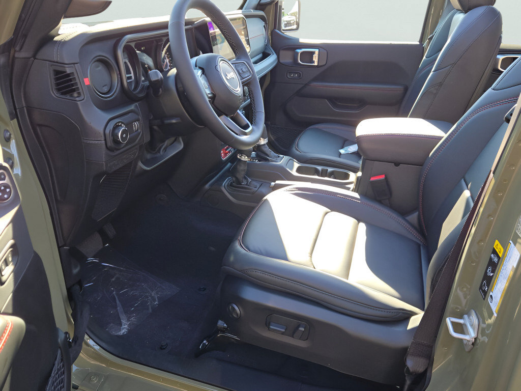 New 2027 Jeep Wrangler Unlimited Rubicon AWD/4WD image 26