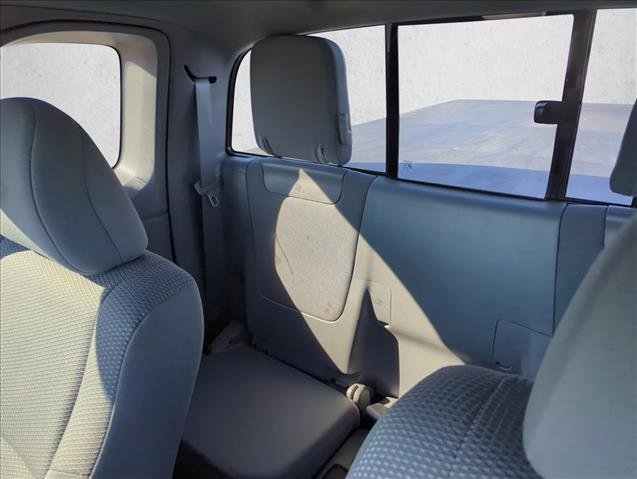 Used 2014 Toyota Tacoma 2WD Access Cab w/ Convenience Package image 14