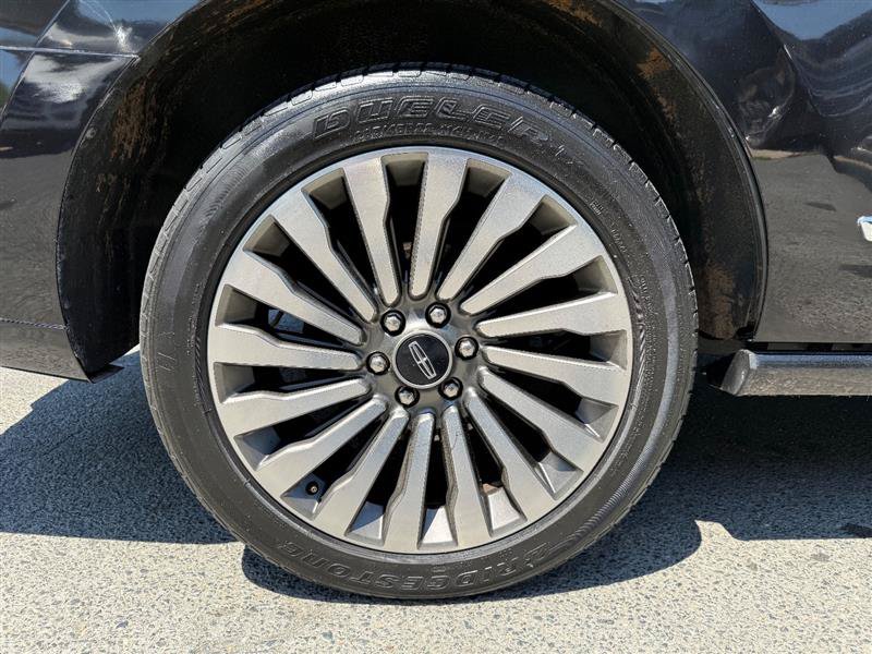 Used 2020 Lincoln Navigator Reserve w/ Luxury Package RWD image 12