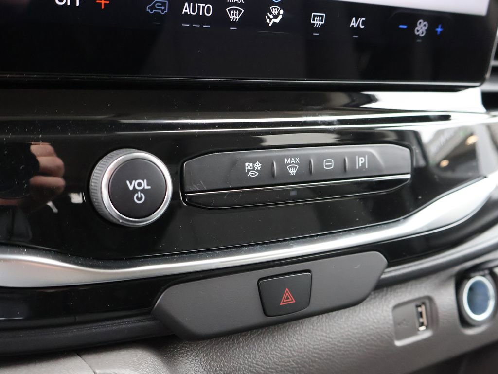 New 2025 Ford Transit 350 XLT RWD image 33