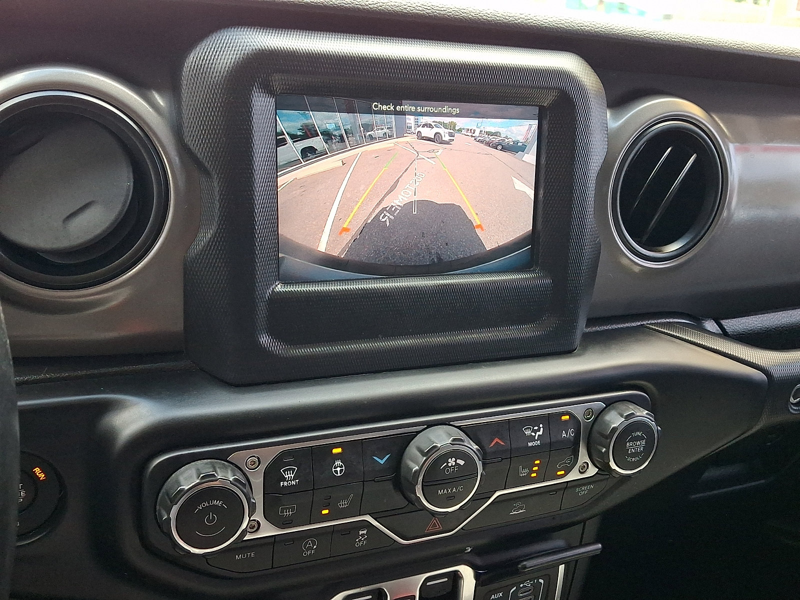 Used 2022 Jeep Wrangler Unlimited Sport AWD/4WD image 18