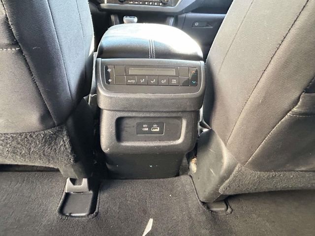 Used 2022 Nissan Pathfinder SV FWD image 11