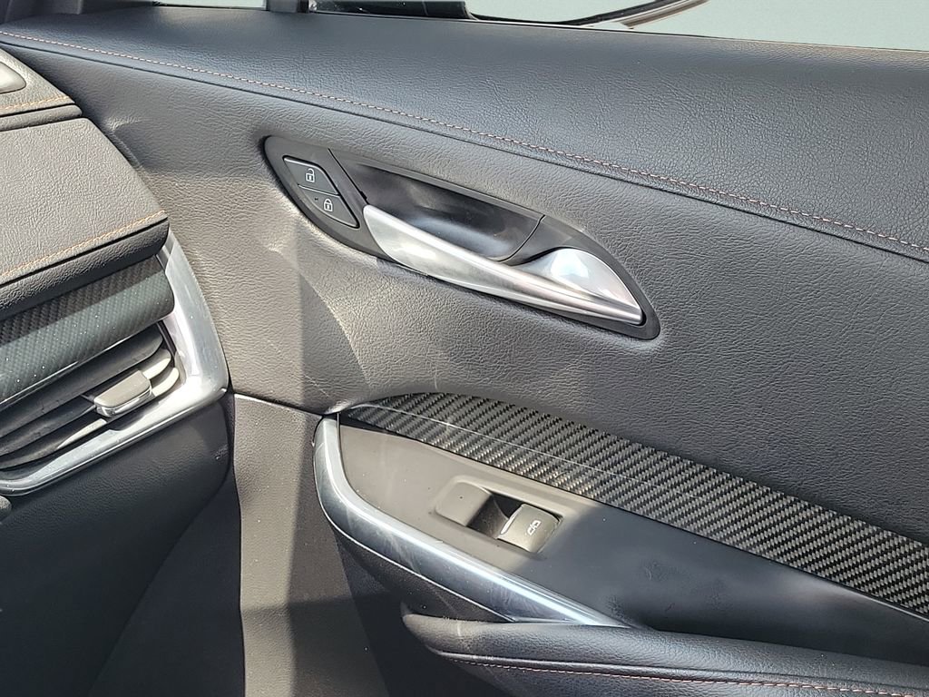 Used 2019 Cadillac XT4 Sport w/ Cold Weather Package image 16