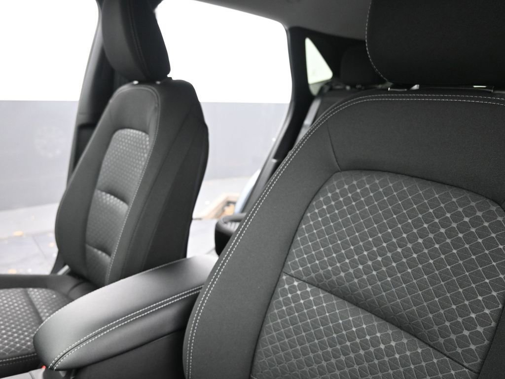 New 2026 Ford Escape Active w/ Cold Weather Package image 18