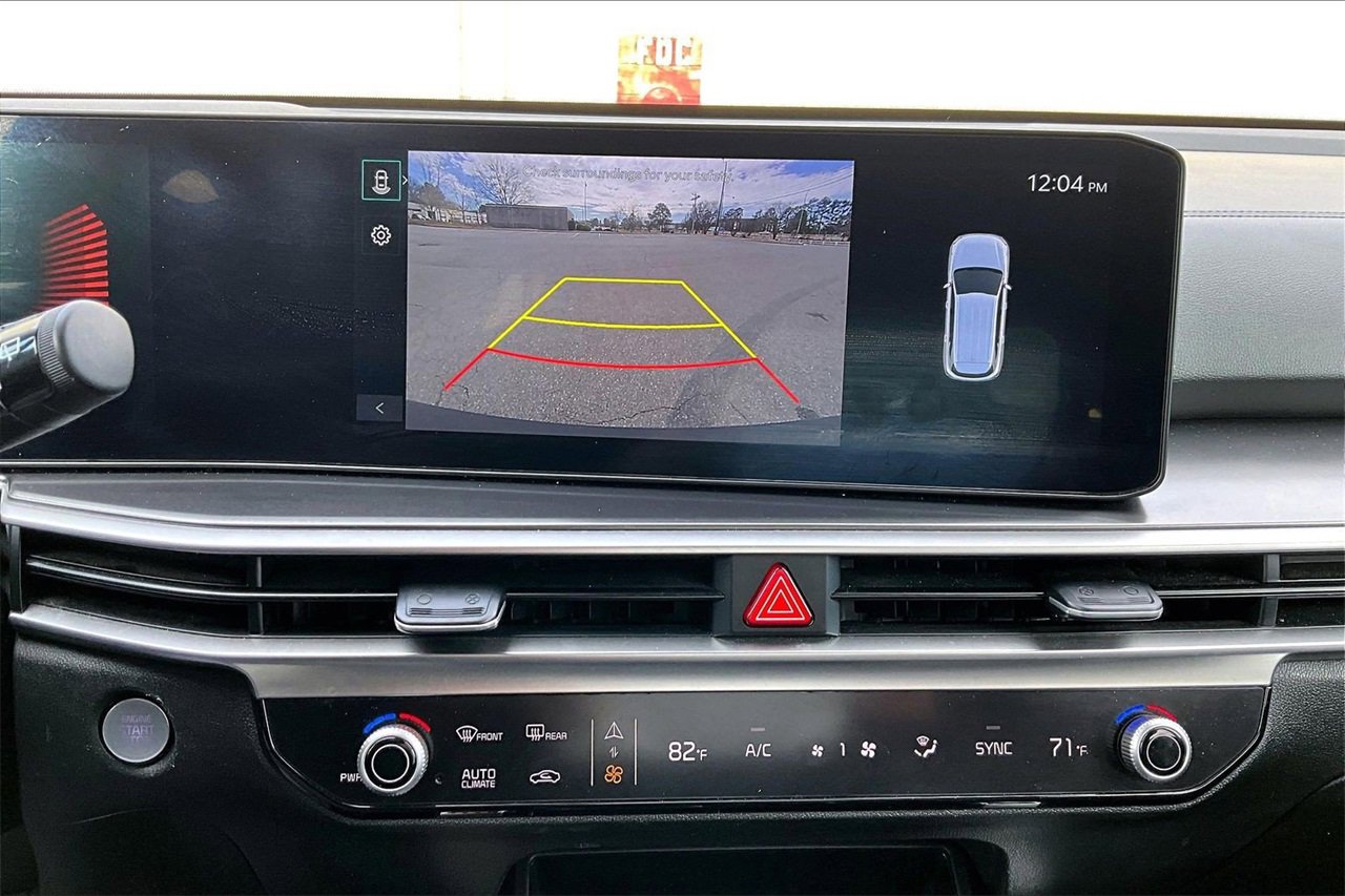 Used 2024 Kia Sorento S image 14