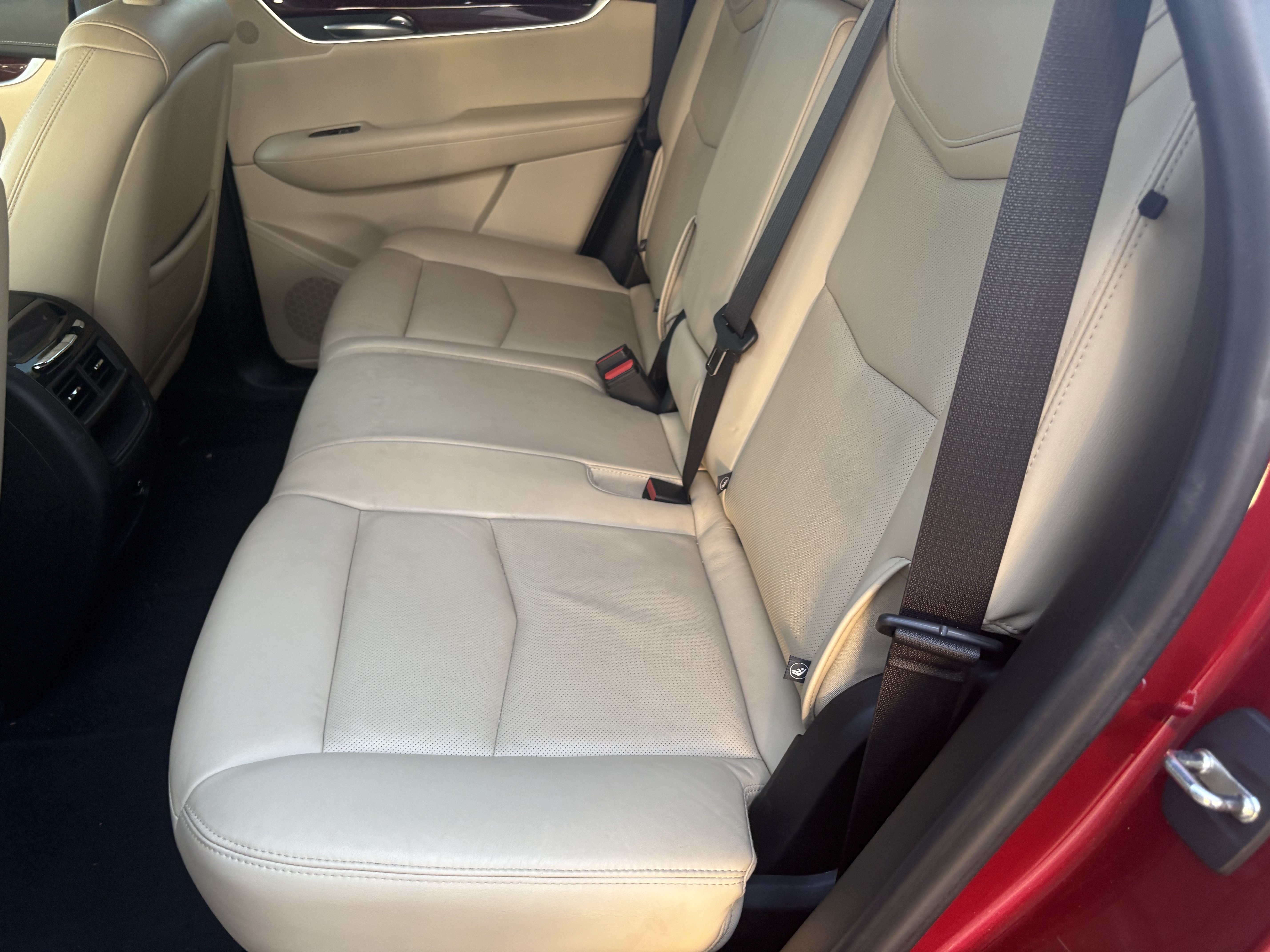 Used 2019 Cadillac XT5 Premium Luxury FWD image 9