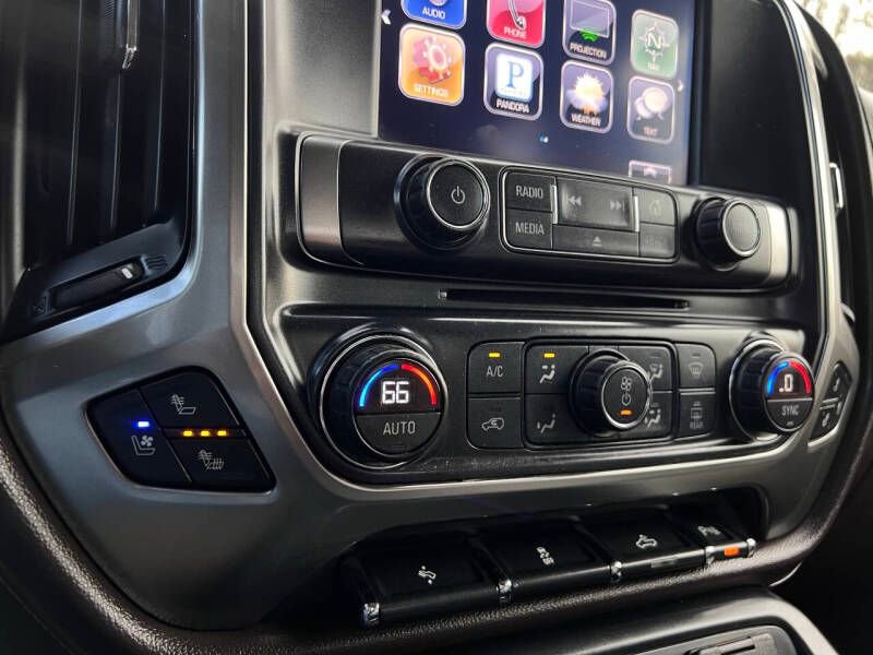 Used 2016 Chevrolet Silverado 2500 LTZ w/ LTZ Plus Package image 19