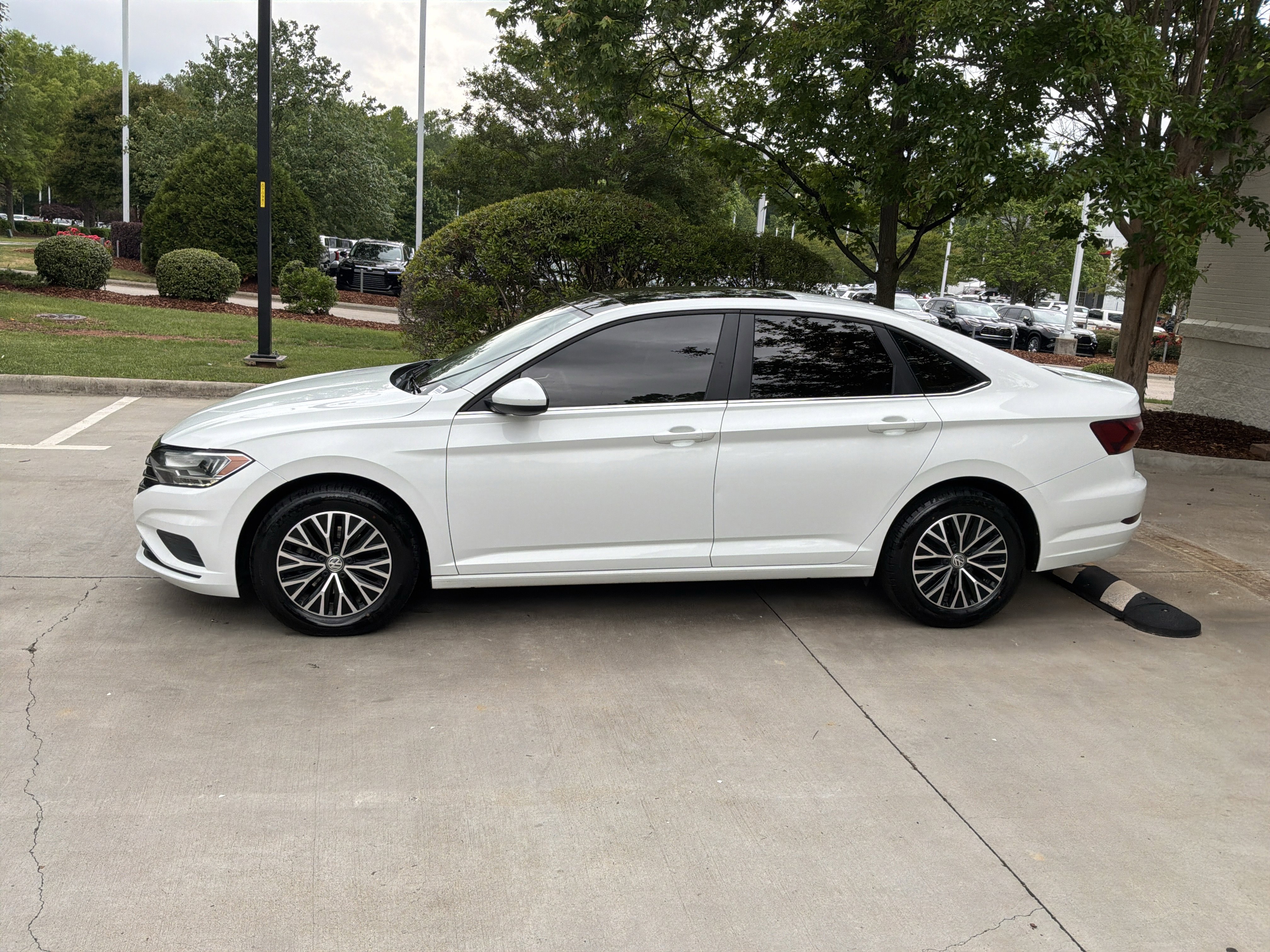 Used 2019 Volkswagen Jetta SE FWD image 7