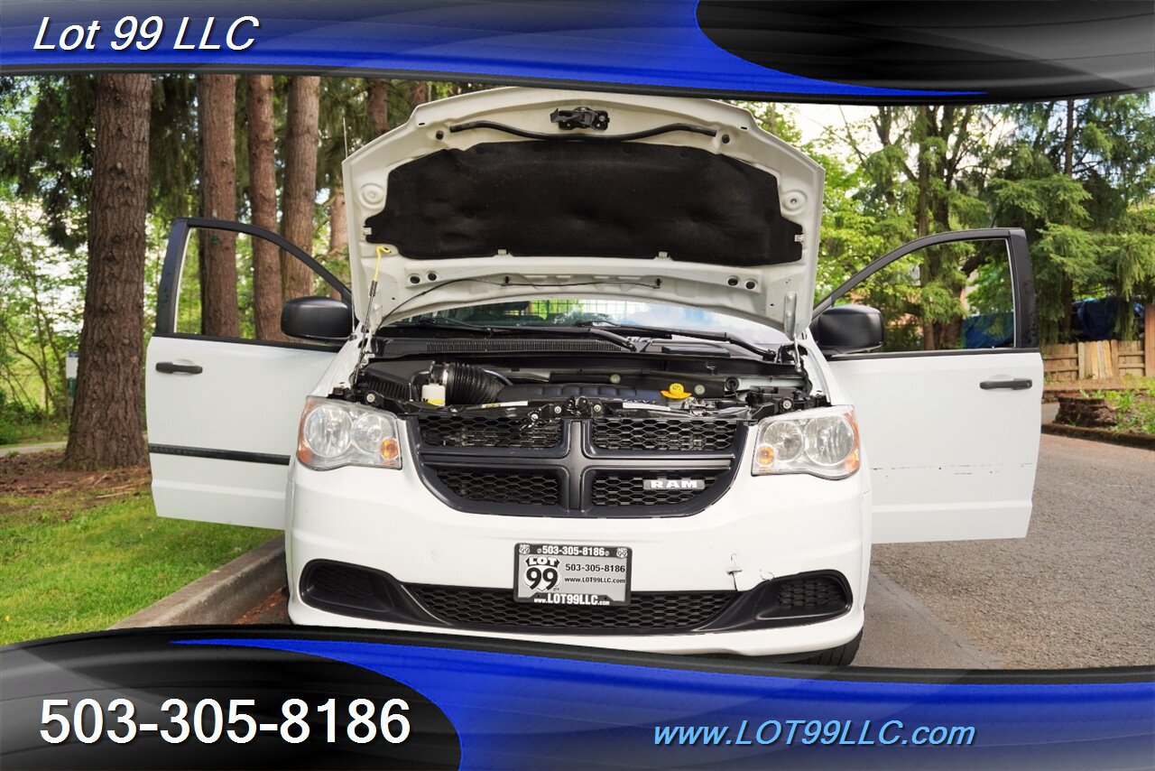 Used 2014 RAM C/V Tradesman w/ UConnect Hands-Free Group FWD image 32