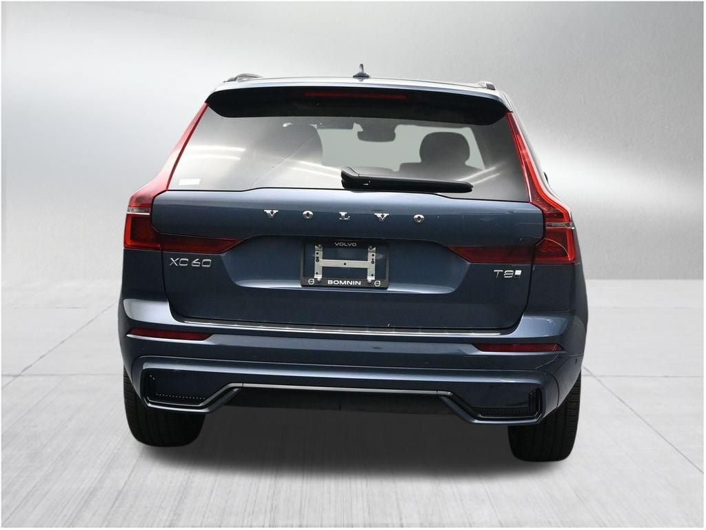 New 2026 Volvo XC60 T8 Ultra w/ Protection Package Premier AWD/4WD image 4