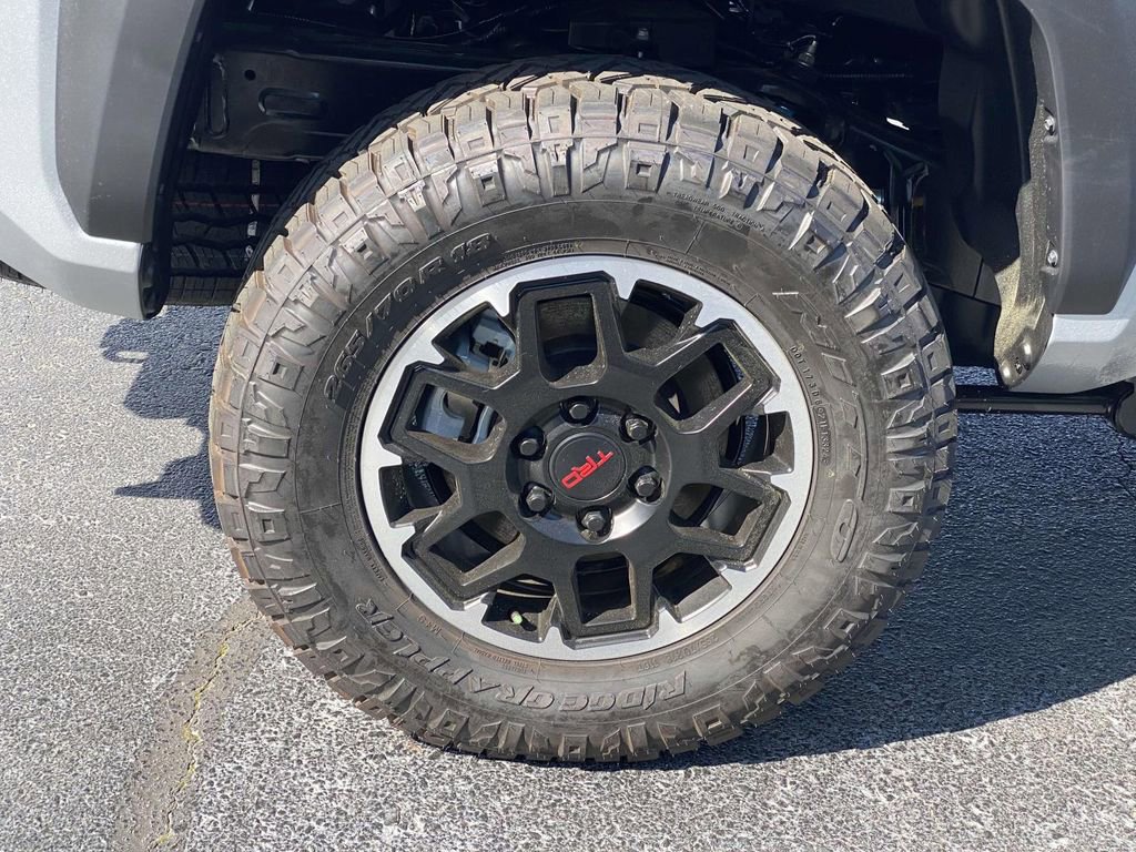 New 2026 Toyota Tacoma TRD Off-Road image 3