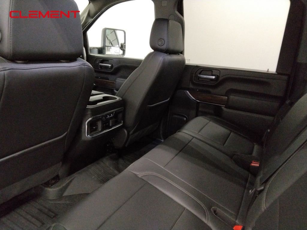 Used 2022 GMC Sierra 2500 SLT w/ SLT Convenience Package image 29