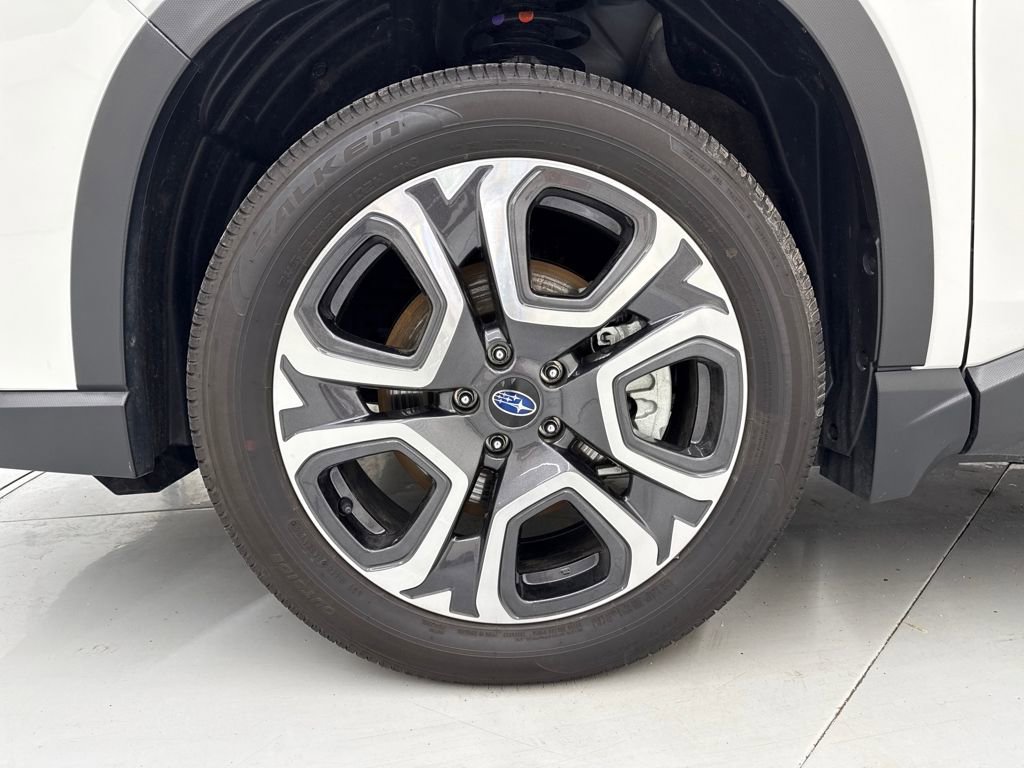 Used 2025 Subaru Ascent Touring AWD/4WD image 9