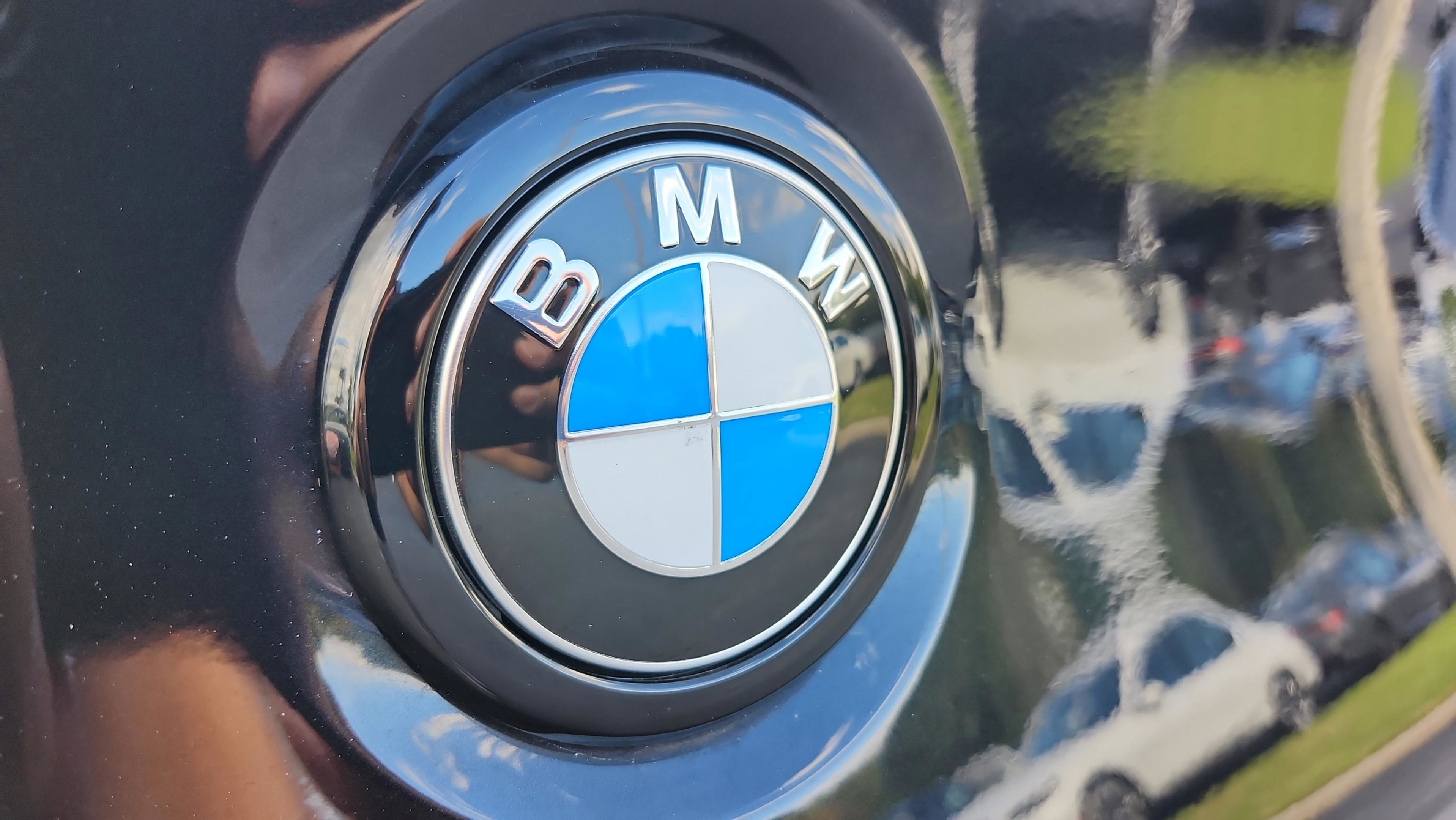 Certified 2025 BMW X4 xDrive30i w/ Premium Package image 24