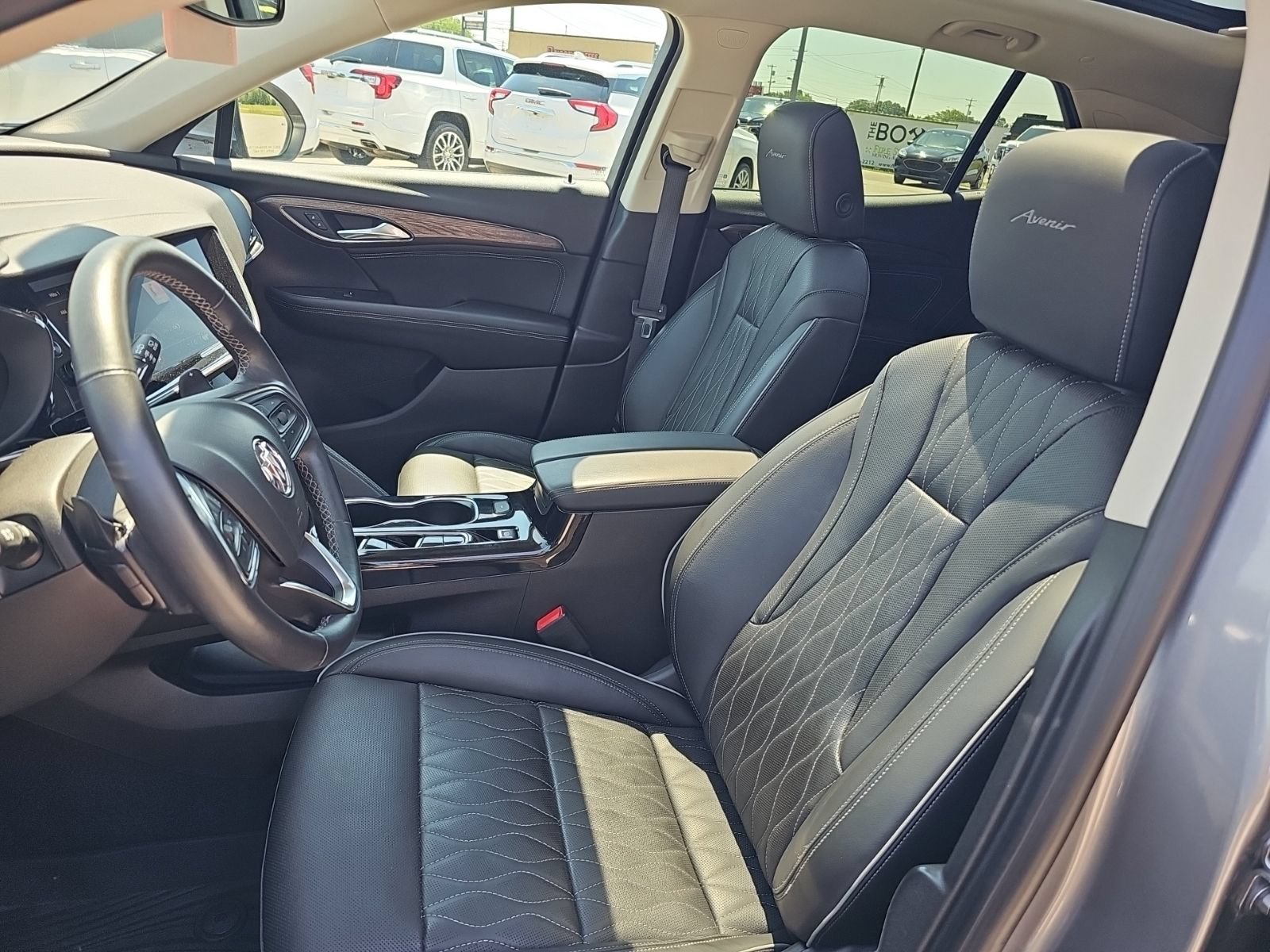 Used 2021 Buick Envision Avenir AWD/4WD image 10