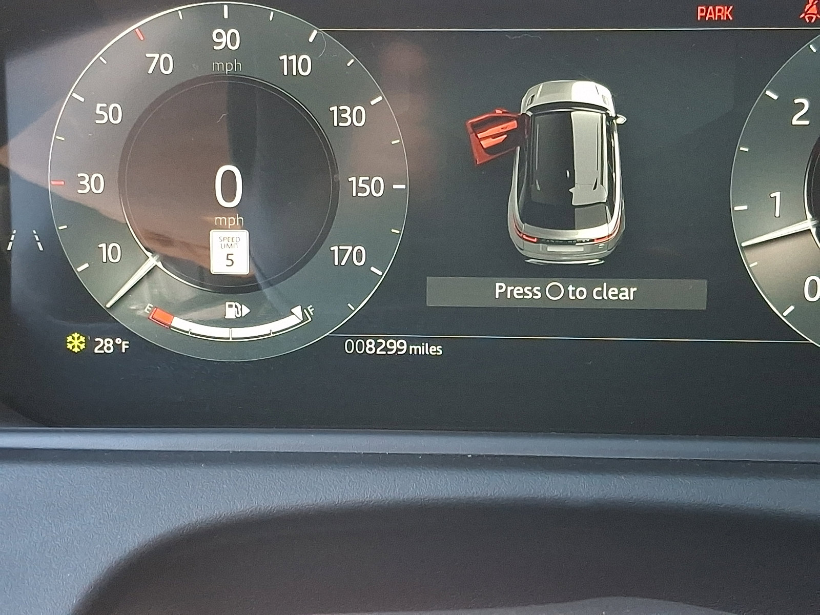 Used 2026 Land Rover Range Rover Velar Dynamic SE image 21