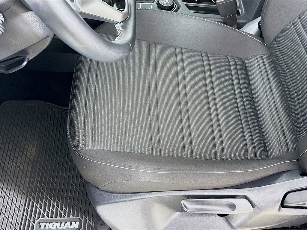 Used 2024 Volkswagen Tiguan S image 18