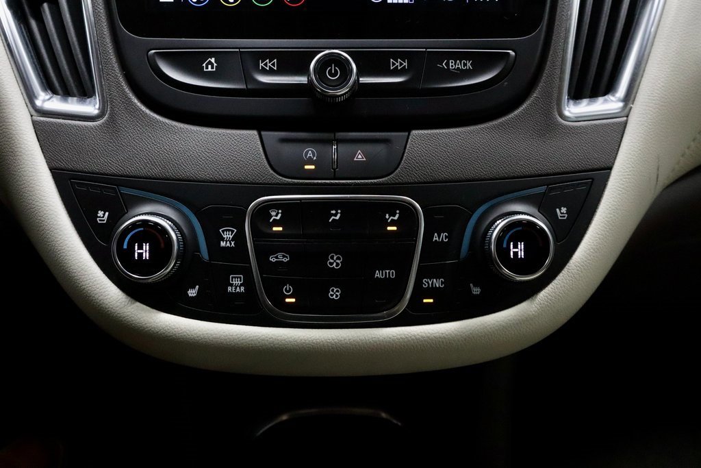 Used 2024 Chevrolet Malibu LT image 29