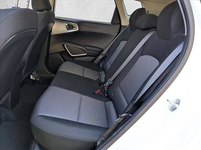 Used 2024 Kia Soul LX w/ Option Group 015 image 17