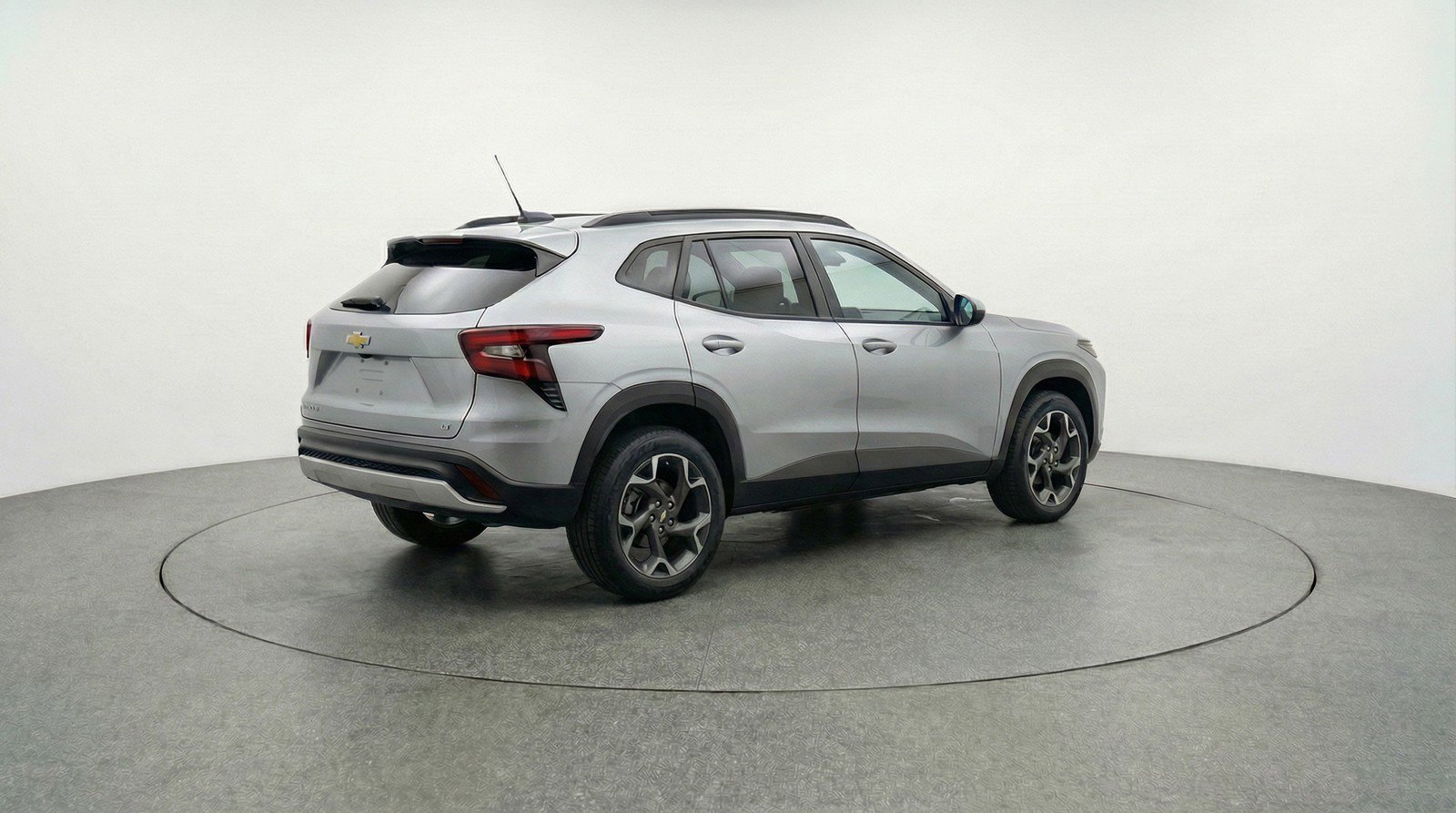 Used 2025 Chevrolet Trax LT image 9