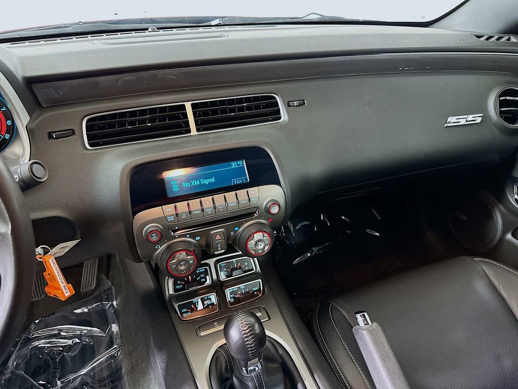 Used 2010 Chevrolet Camaro SS w/ RS Package image 16