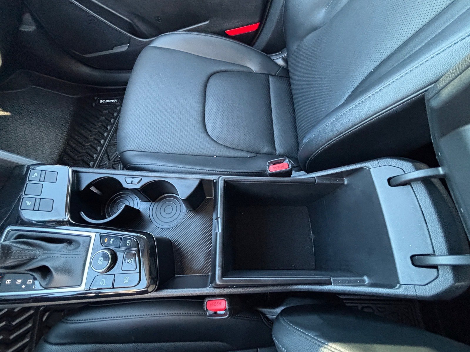 Certified 2024 Kia Sportage EX FWD image 18