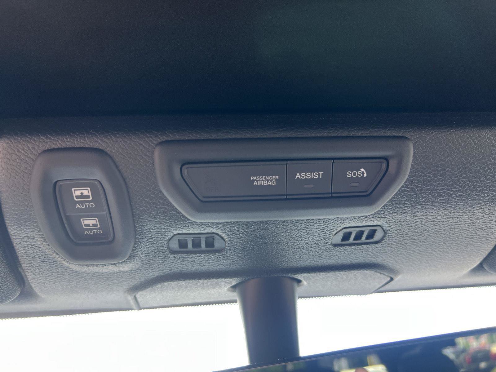 Used 2022 Jeep Wrangler Unlimited Sahara AWD/4WD image 34
