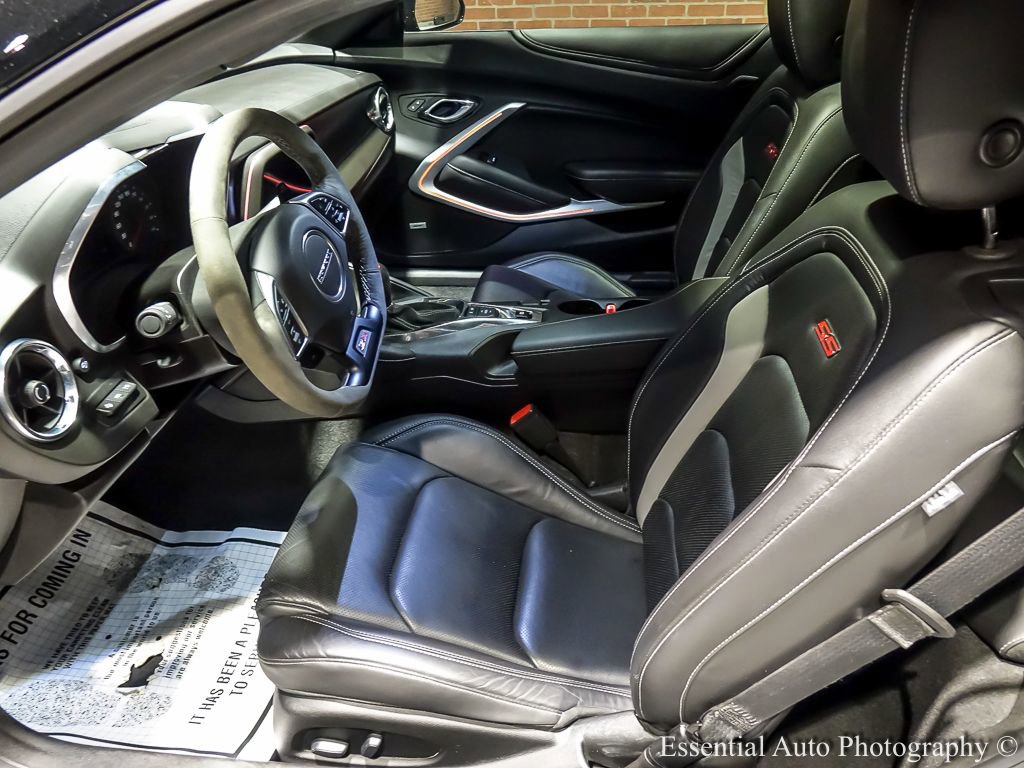 Used 2021 Chevrolet Camaro SS image 12