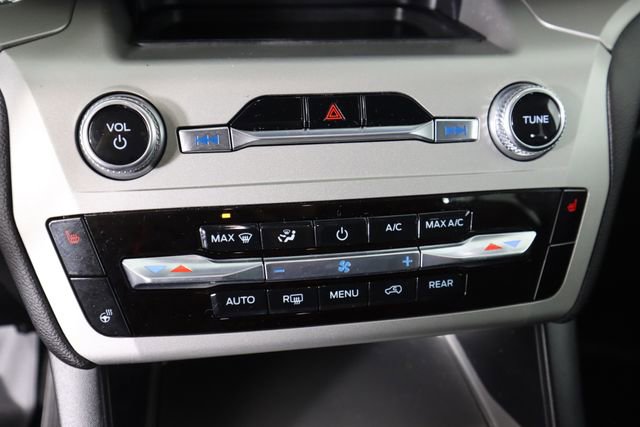 Certified 2022 Ford Explorer XLT w/ Equipment Group 202A image 47