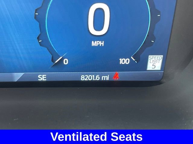 Used 2024 Ford F250 Platinum image 16