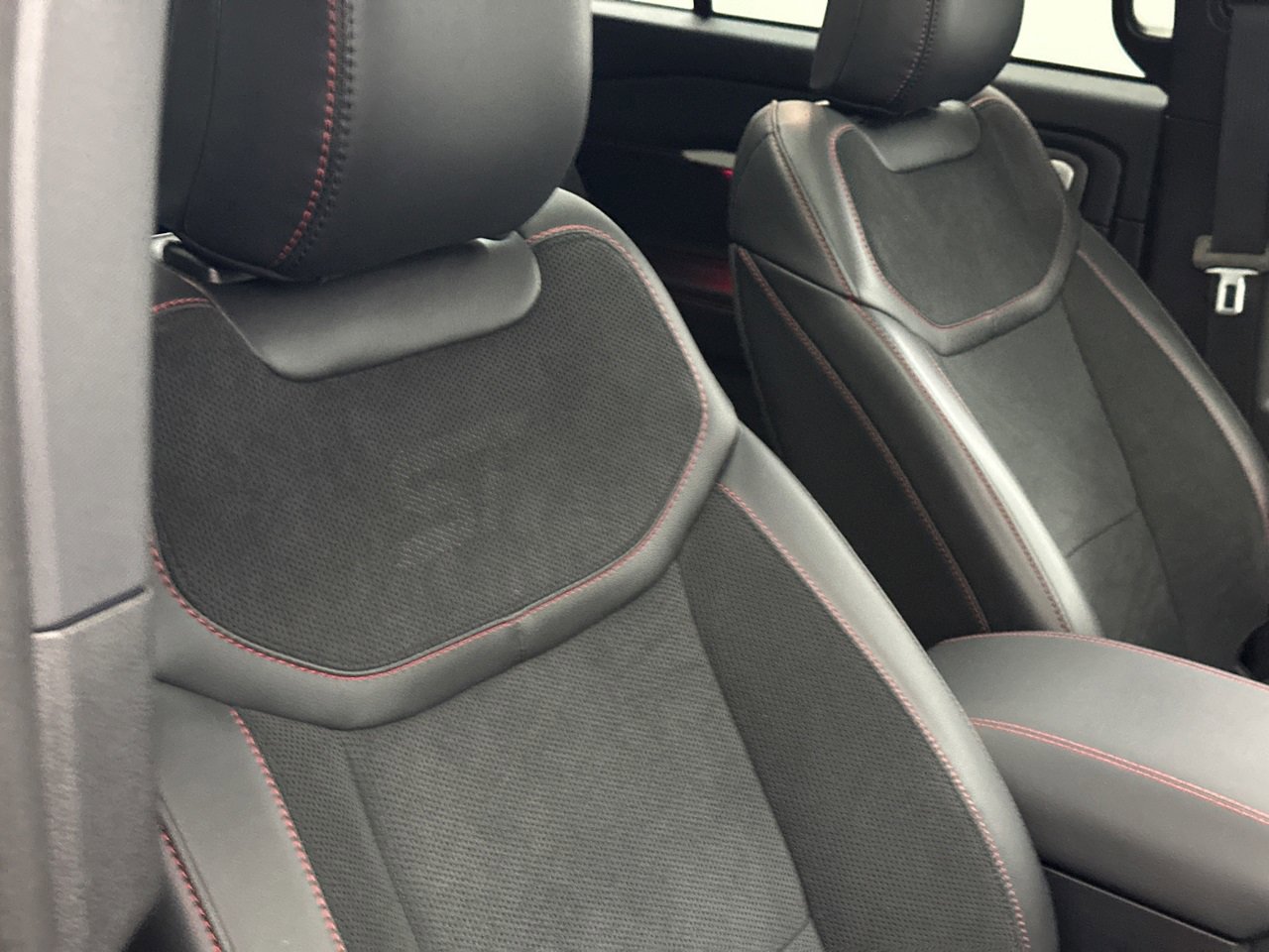 New 2025 Ford Explorer ST w/ Sun And Sound Package image 11