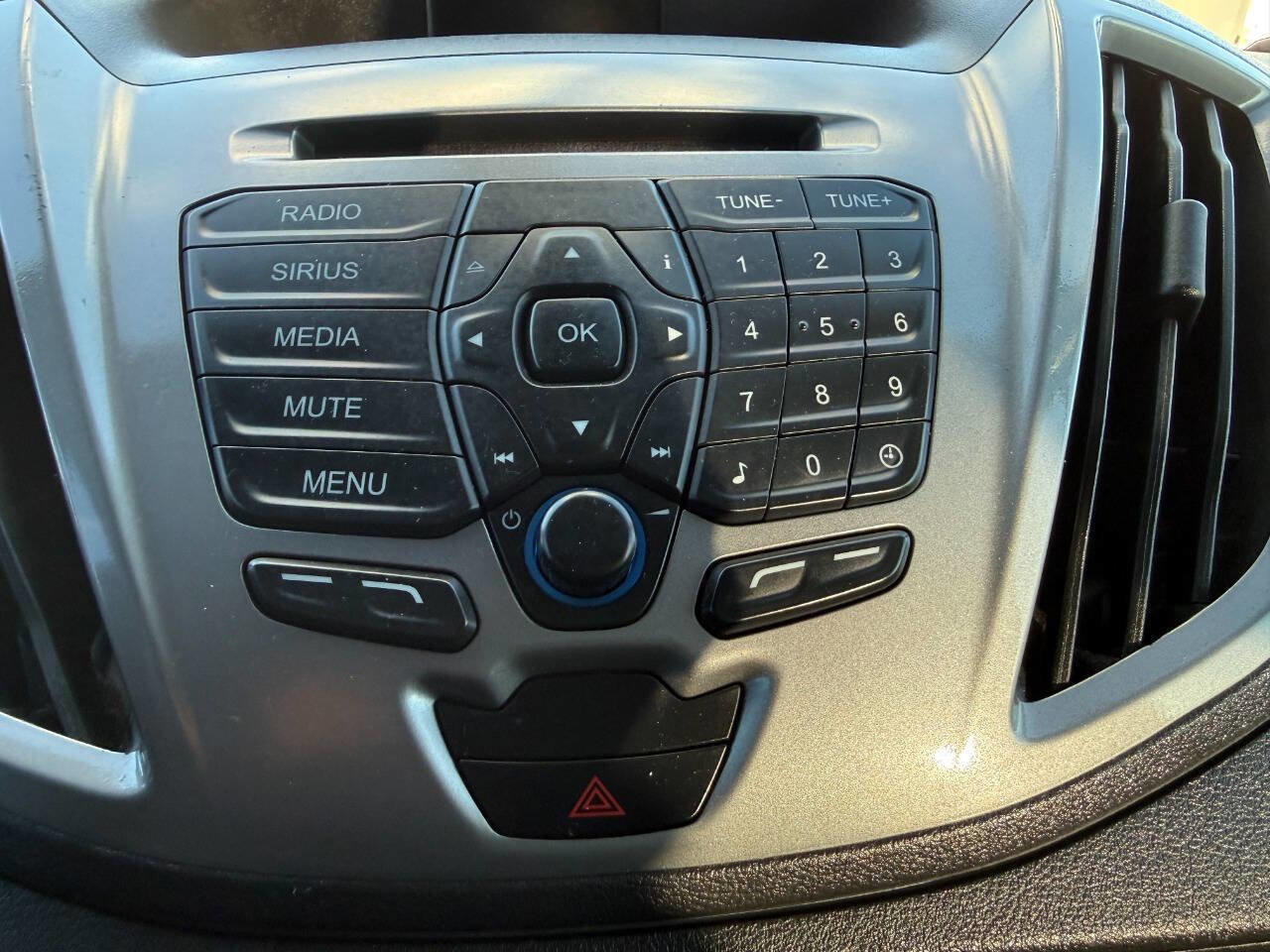 Used 2017 Ford Transit 350 XLT image 38